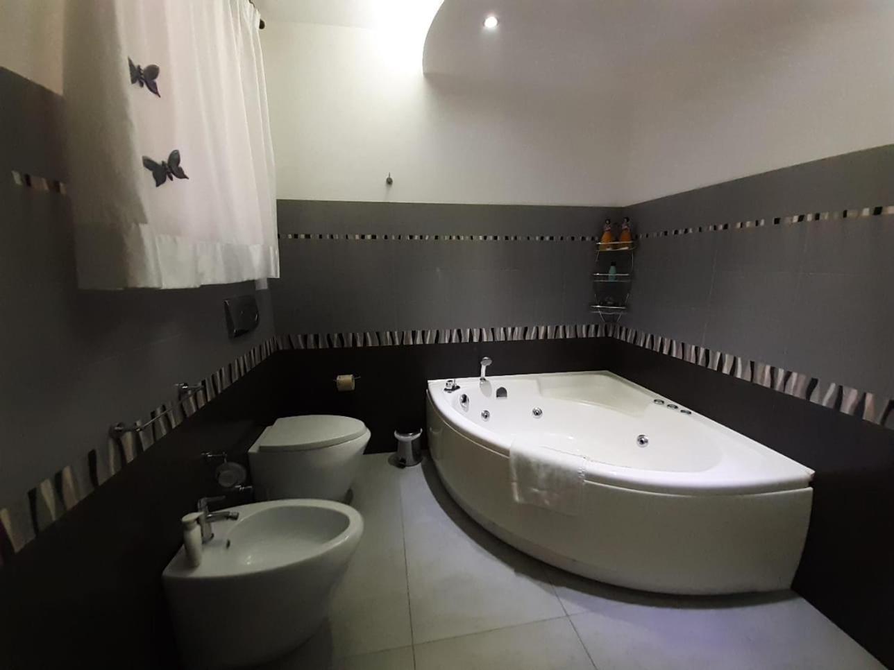 Tonnara House And Holiday Авола Экстерьер фото